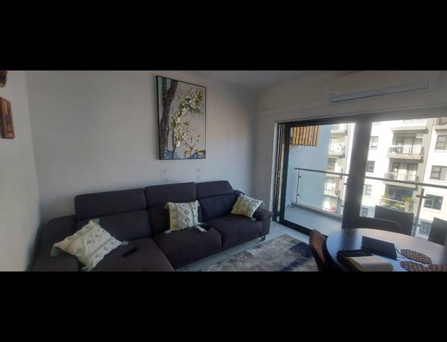 1 BEDROOM APARTMENT FOR SALE IN UMHLANGA RIDGE
